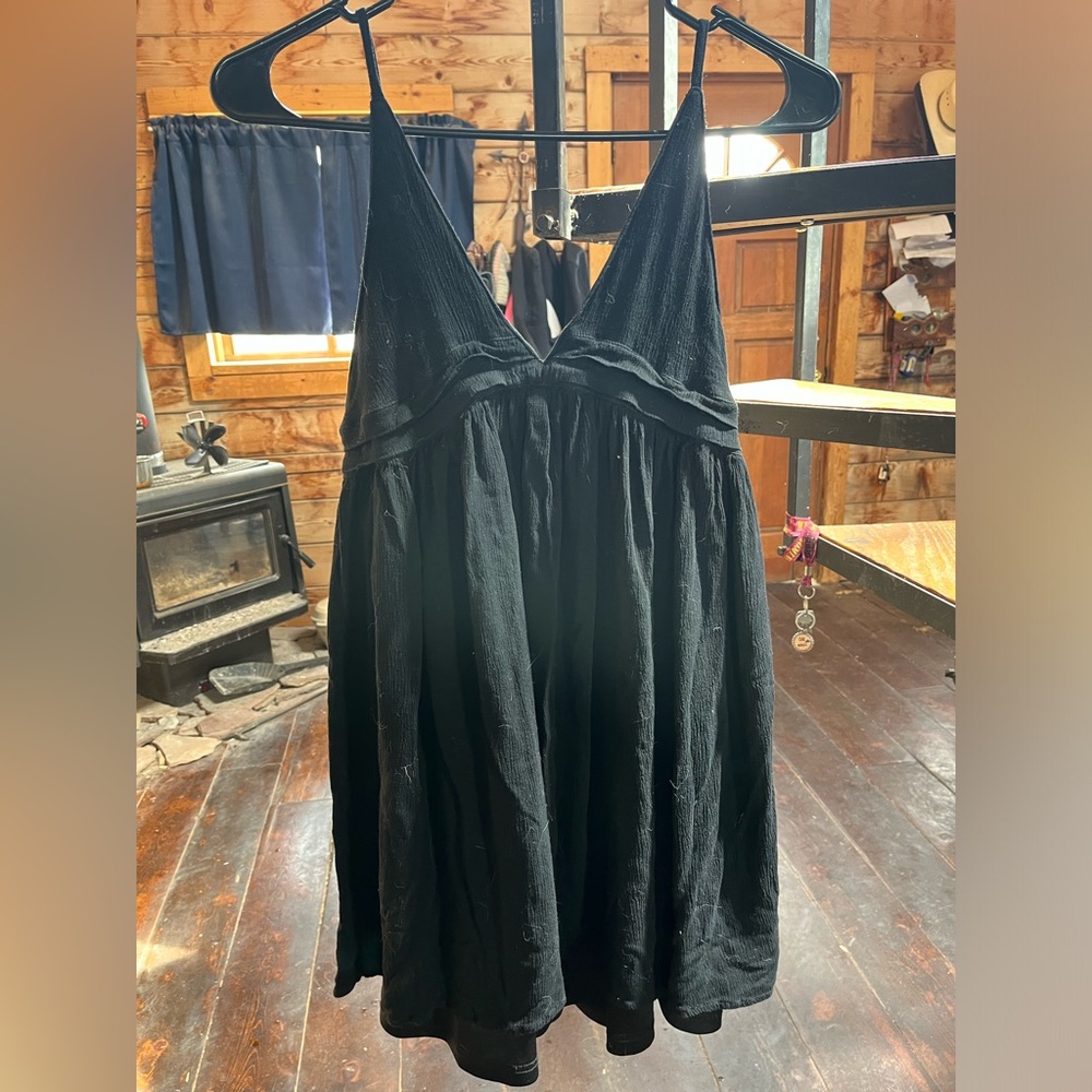 Elegant Black Sleeveless Dress